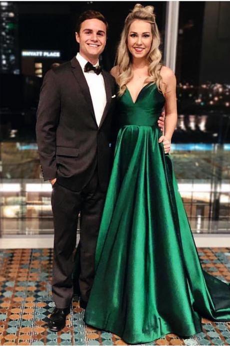 socialite dress emerald